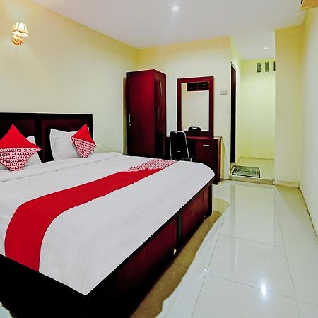 Oyo 90331 Hotel Toba Shanda Parapat Extérieur photo