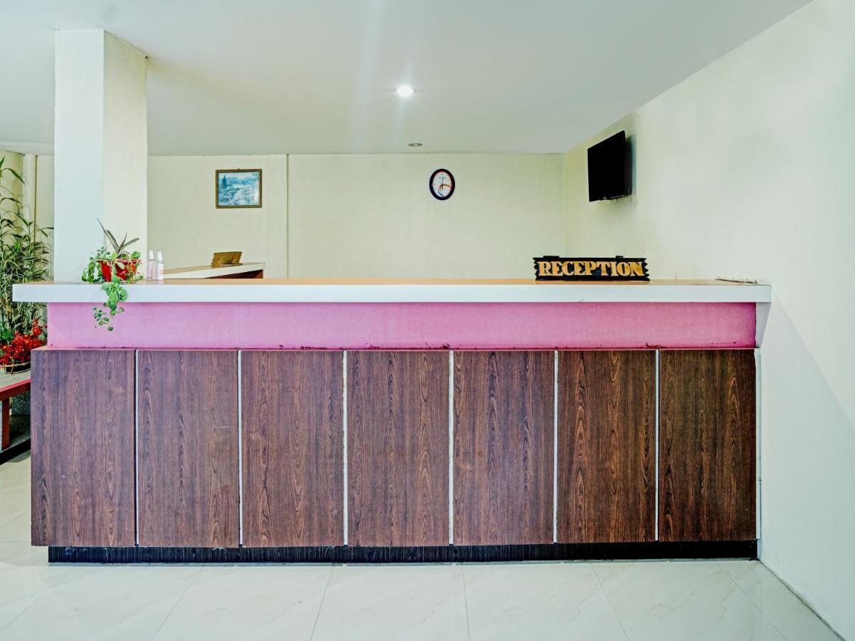 Oyo 90331 Hotel Toba Shanda Parapat Extérieur photo