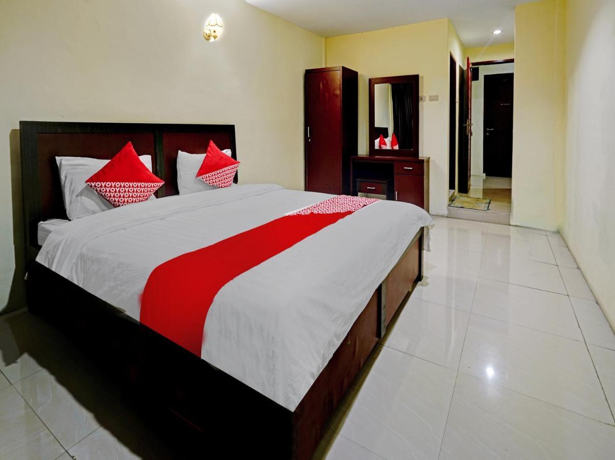 Oyo 90331 Hotel Toba Shanda Parapat Extérieur photo