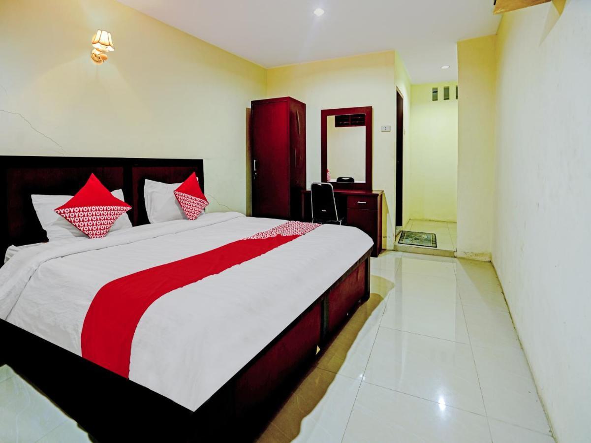 Oyo 90331 Hotel Toba Shanda Parapat Extérieur photo