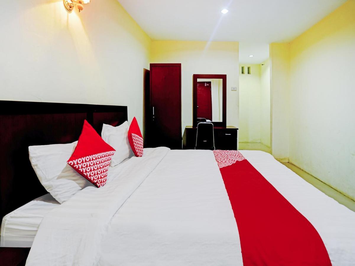 Oyo 90331 Hotel Toba Shanda Parapat Extérieur photo