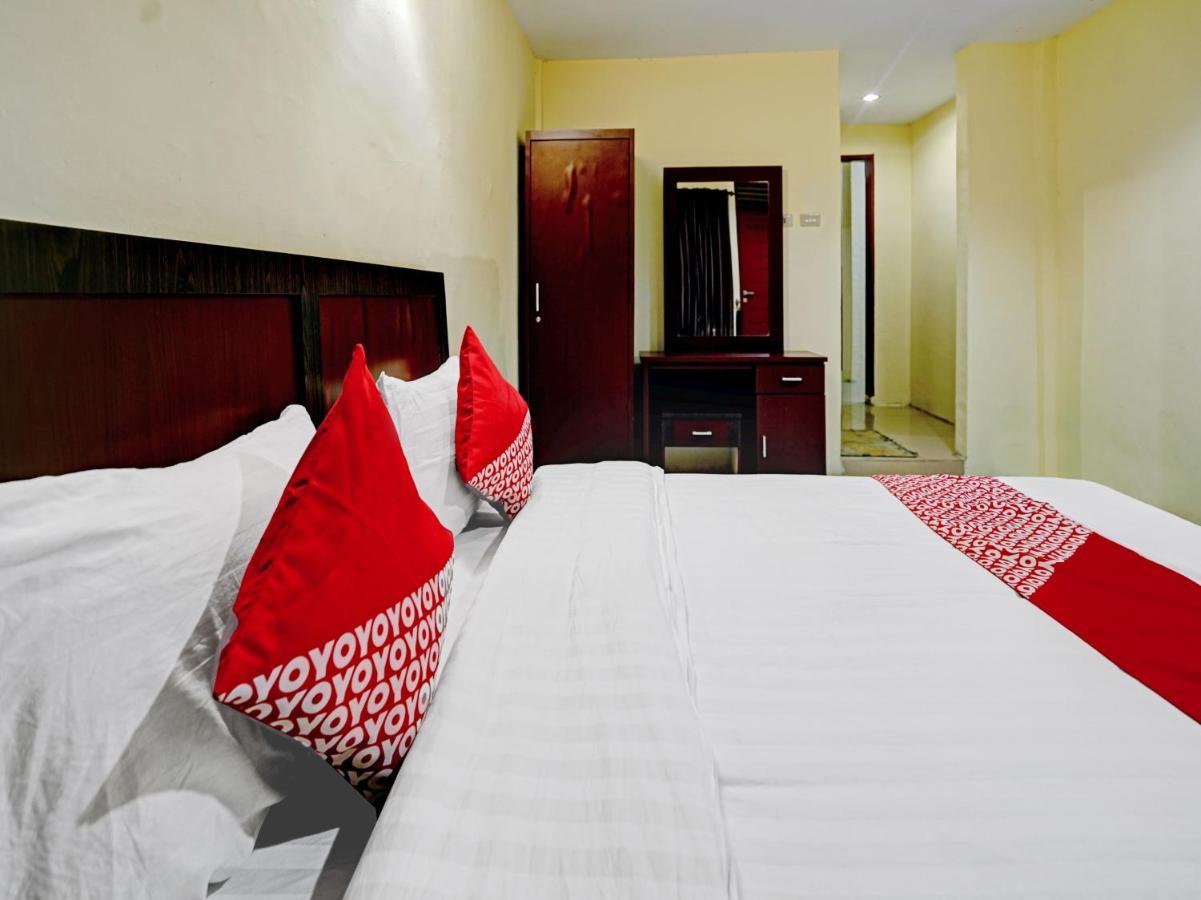 Oyo 90331 Hotel Toba Shanda Parapat Extérieur photo